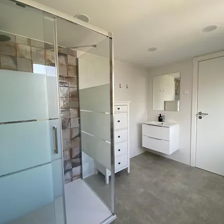 Terrace House 旅馆