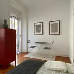Hostel Terrace House