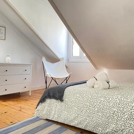 Hostal Terrace House